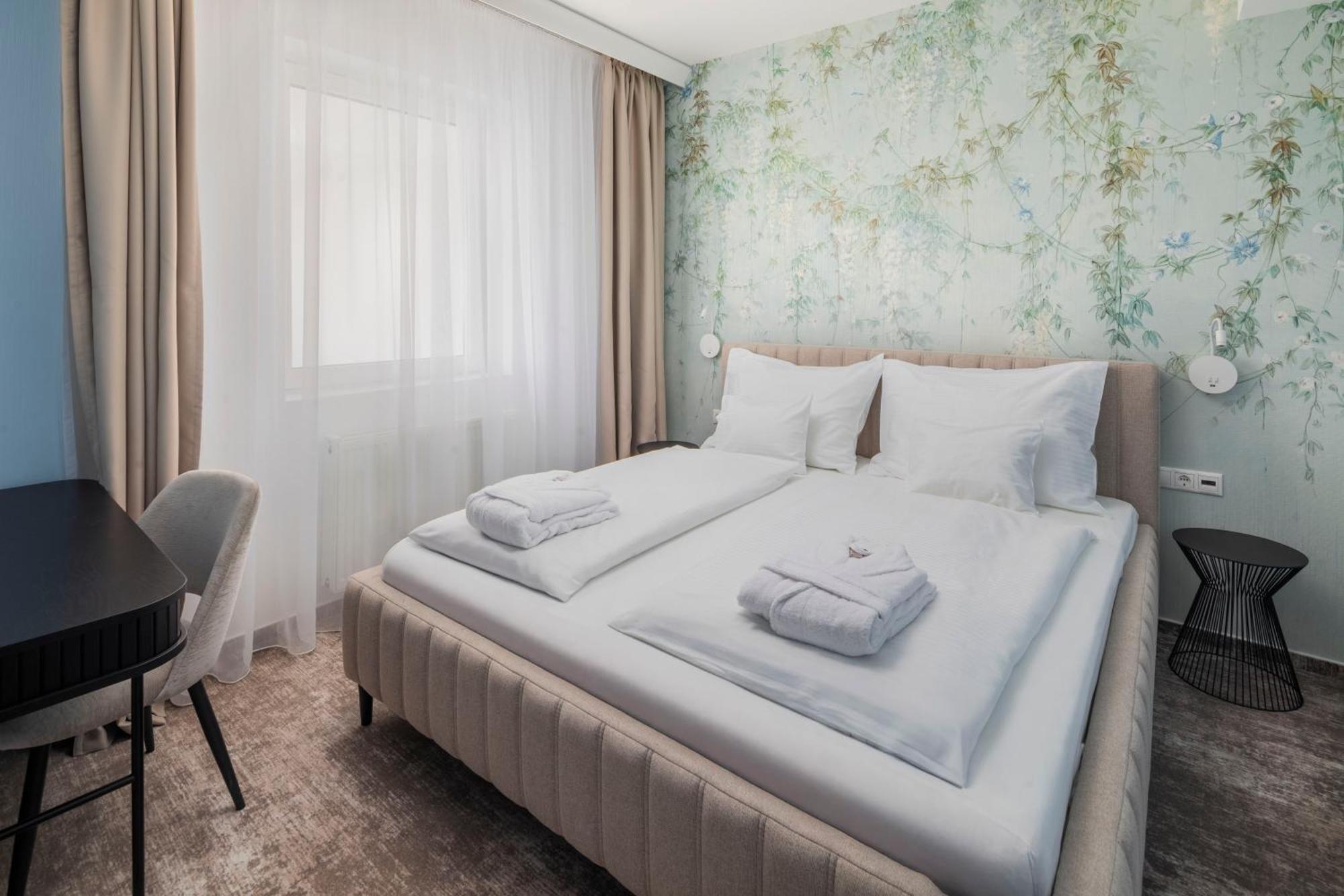 Hotel Atlantis Wellness & Conference Hajdúszoboszló Eksteriør billede