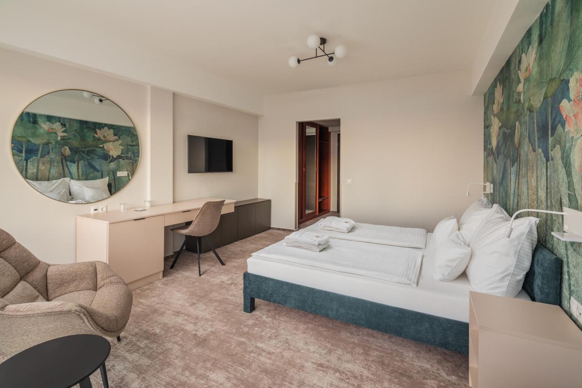 Hotel Atlantis Wellness & Conference Hajdúszoboszló Eksteriør billede
