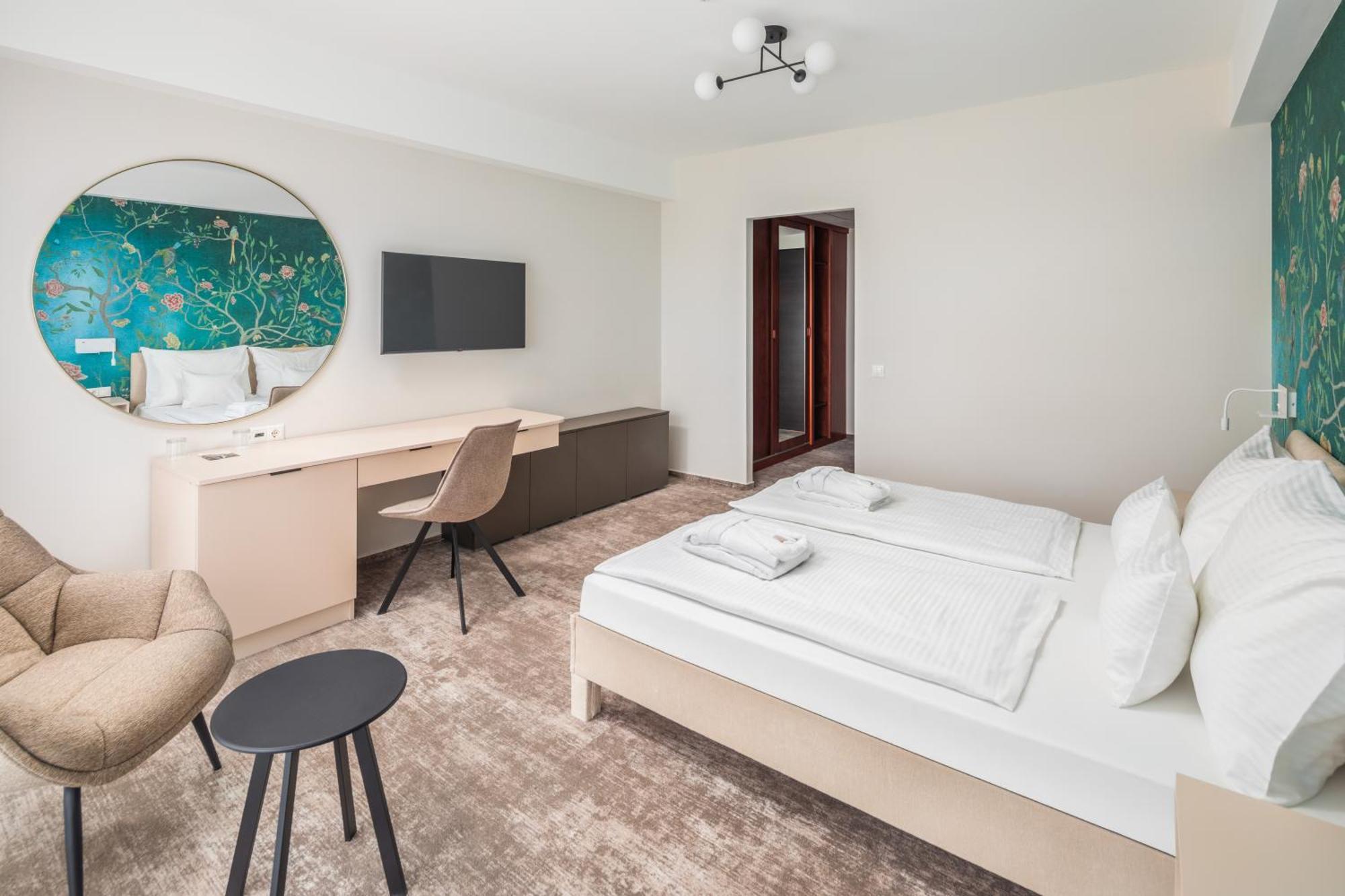 Hotel Atlantis Wellness & Conference Hajdúszoboszló Eksteriør billede