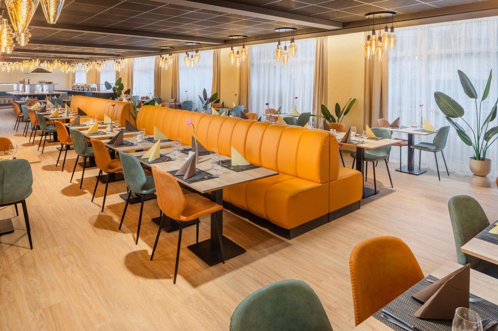 Hotel Atlantis Wellness & Conference Hajdúszoboszló Eksteriør billede